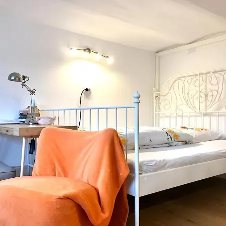 Habitación en casa particular Das Kleine Rote Schwedenhaus